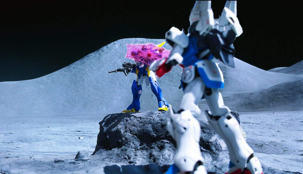 月面での対峙。…続きは本編で。