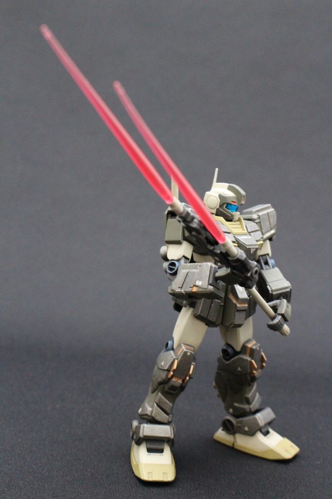 このツインビームスピアはギミックも面白くてカッコイイ