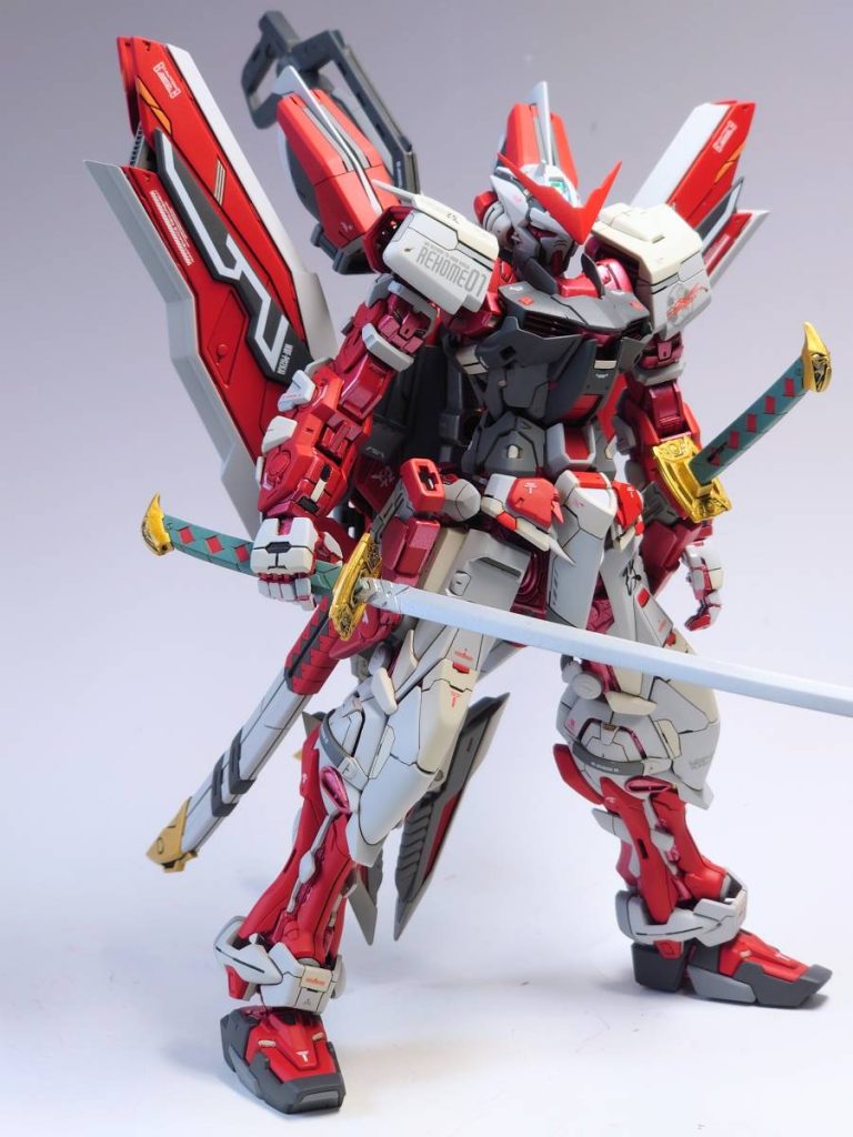 MG ガンダムアストレイレッドフレーム改–4枚目/制作者：hiro78