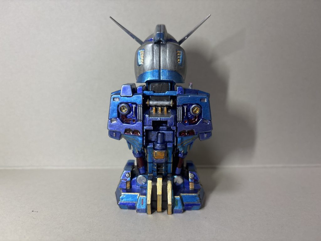 メカニカルバスト　量産型νガンダム–3枚目/制作者：TETO