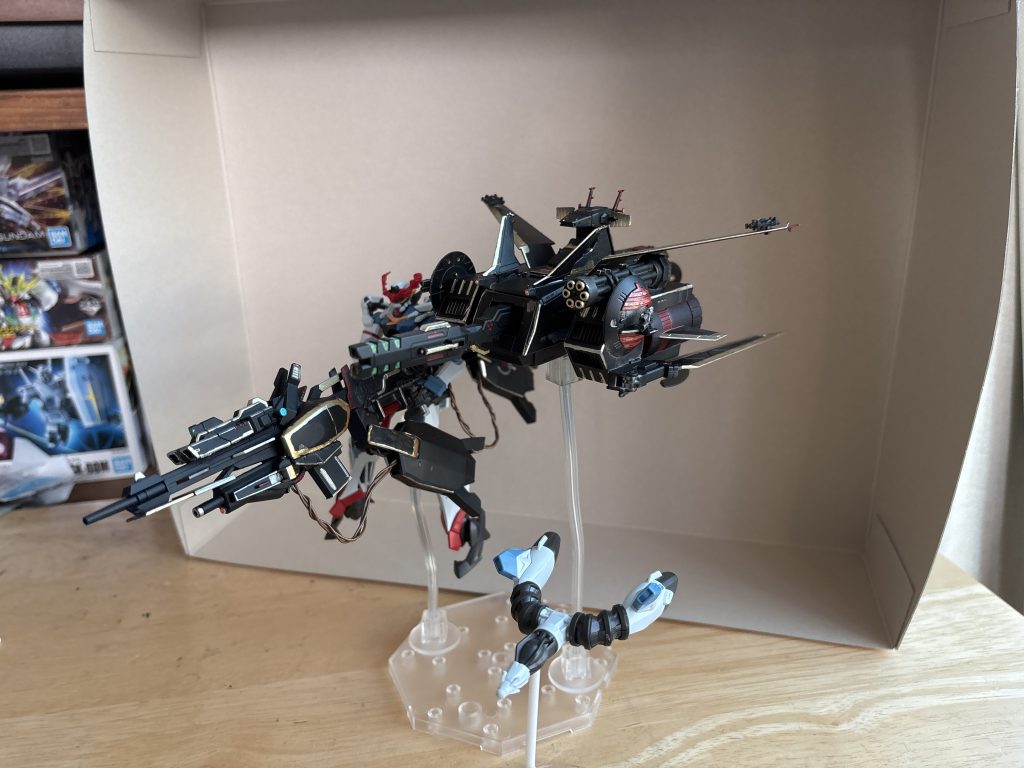 Gアーマー(GQUUUUUUX)   もうどうだってもいいや