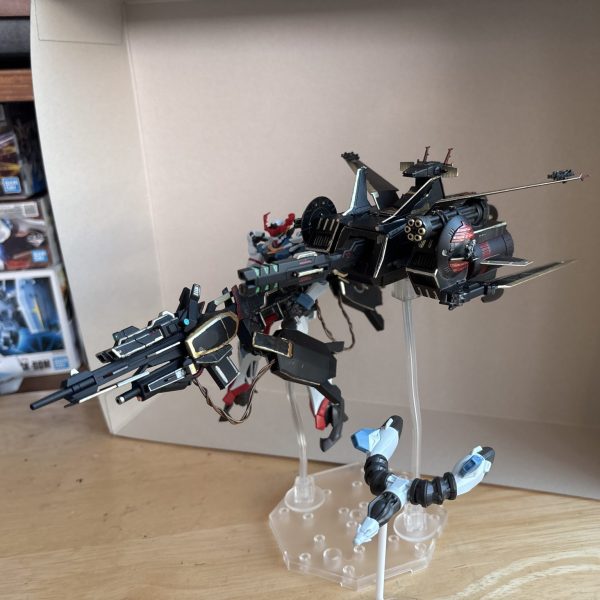 Gアーマー(GQUUUUUUX)   もうどうだってもいいや