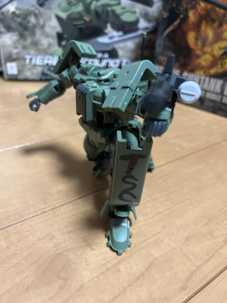 いかついけど稼働範囲がめっちゃ広いから色々な角度にして写真を撮れるのは良き