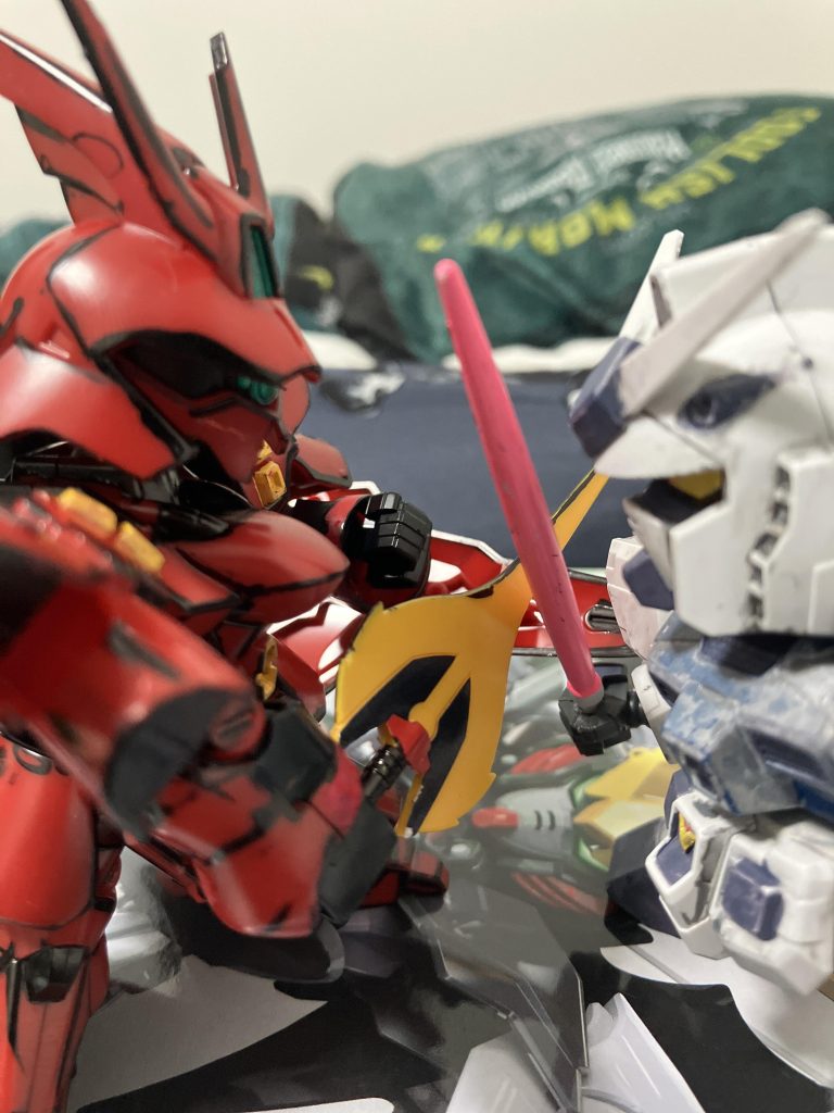 サザビー–5枚目/制作者：ドムドムバーガー