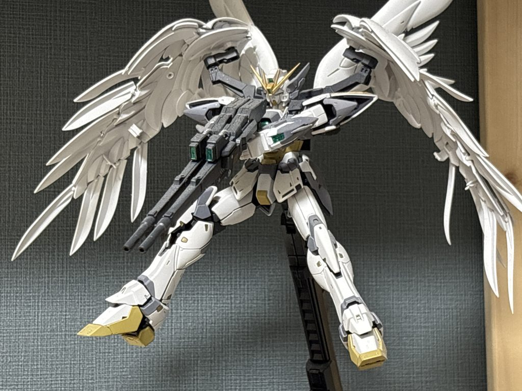 ウィングガンダムゼロEW “Ver.ka”白雪姫風塗装
