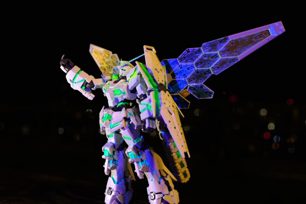 ユニコーンガンダム（グラスフェザー装備）
