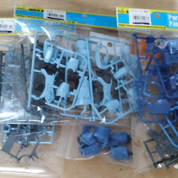 パーツを買ってきましたよー自宅のグフ頭とミキシングビルドするぞー（2枚目）