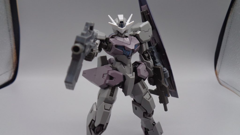 GNビームカービン(R)24thセンチュリーウェポンズのGNアサルトカービンを切り詰めたものです。