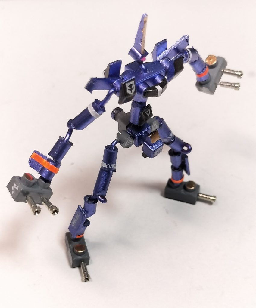 4)　やるな、ヒゲマン。