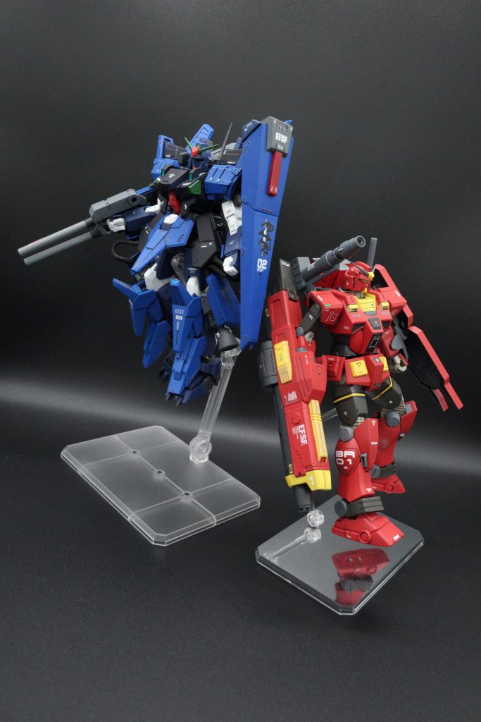 さあ。。来いよ、赤い彗星！