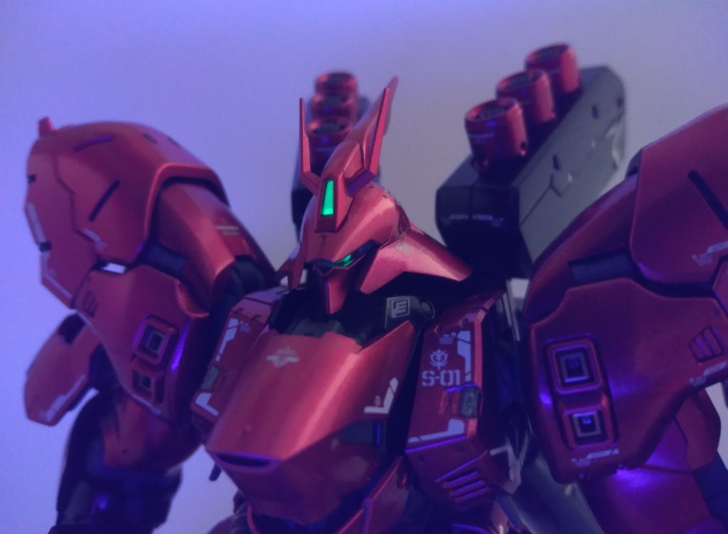 RGシリーズは無改造でもかっこいい(てゆうか怖くて弄れない)のでつくりがいありますね。最後までご覧いただきありがとうございました。