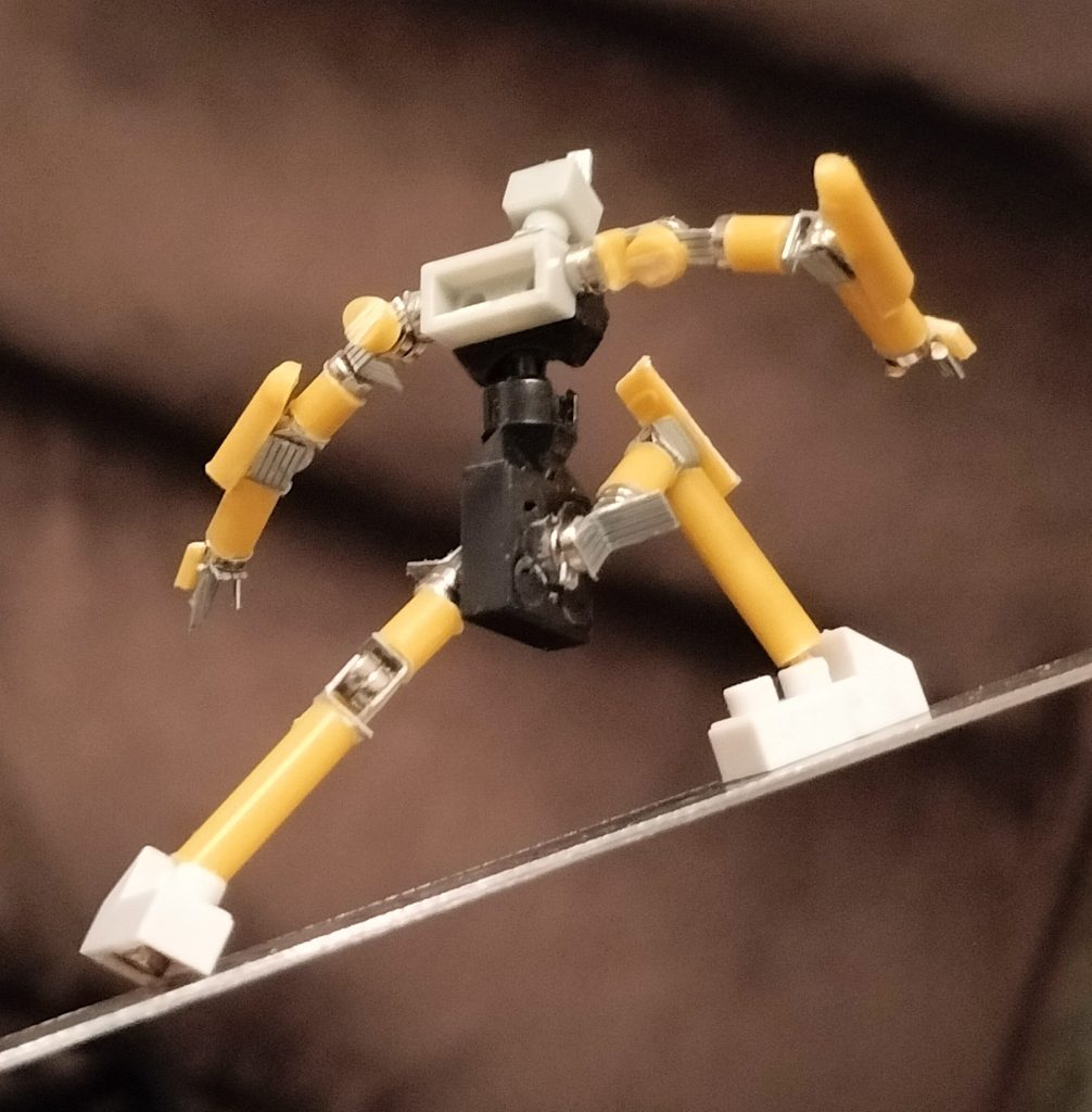 9)アーマーがないから、かなりダイナミックなポーズができます。