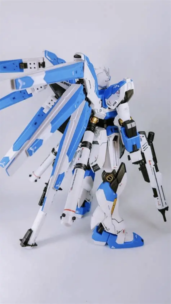 HG Hi-νガンダム–2枚目/制作者：ますや