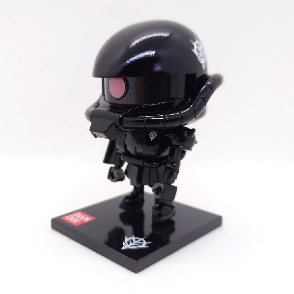 さすが、ザクプラくん台座でしっかり宣伝しています(zaku-kao5)