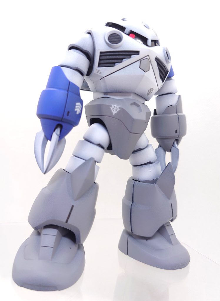 HGUC ズゴック(シャア専用含)は何体組んだのでしょう(zaku-kao4)HGUC6という最初期のキットながら均整の取れたプロポーションには何度製作しても感嘆してしまいます。