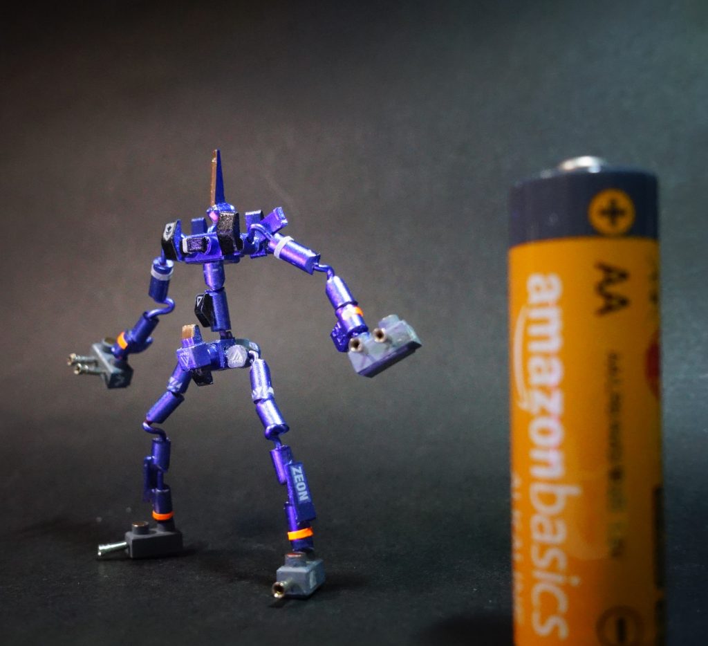 10)　サイズもちゃんとアーティファクト準拠(gundam-kao6)