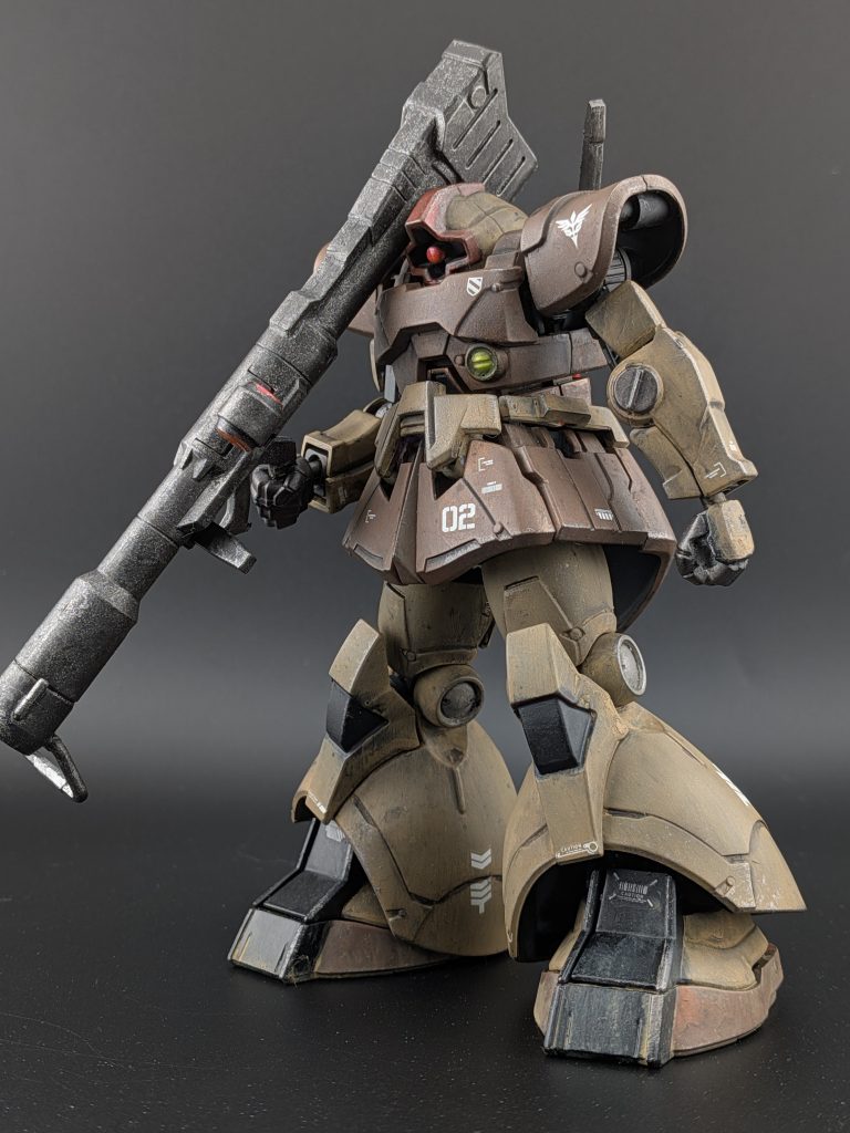 ドムなので当たり前なんですが、Hgのドムに比べてもスタイルはこっちの方が良いのでは?と思う位