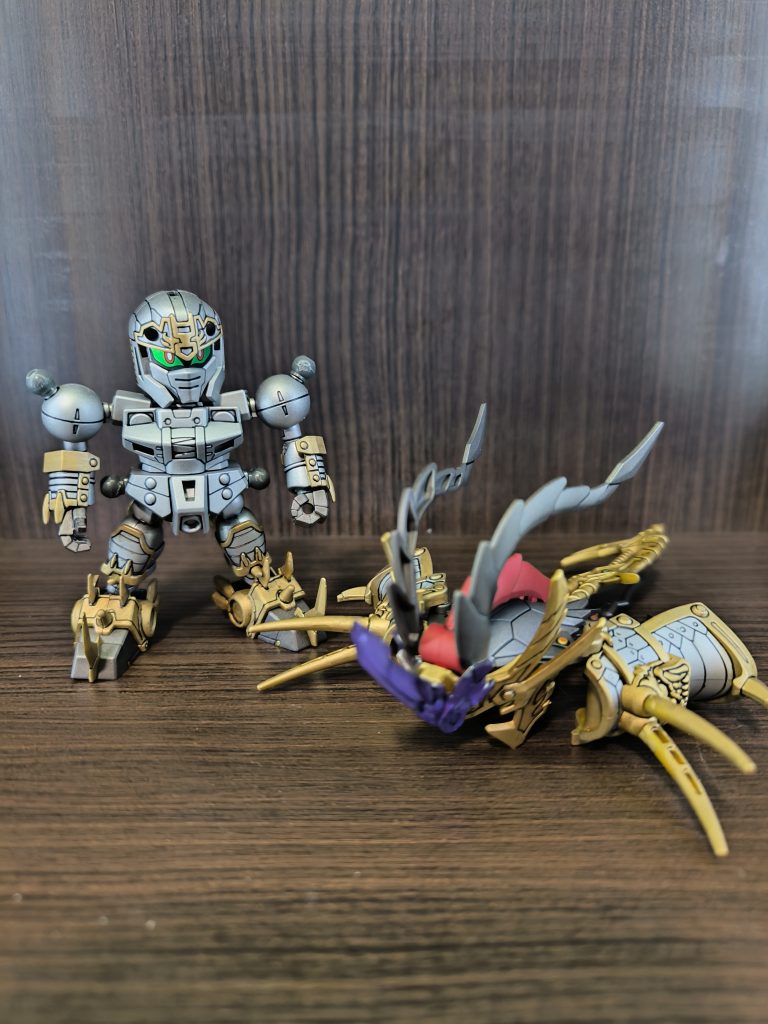 軽装形態ですと神獣・武煌壁塗料は…本体…タミヤマイカシルバー黒…クレオス焼鉄色鎧シルバー…クレオスシルバー金…ミスターカラーリッチゴールド赤…タミヤピュアメタリックレッド一部シールミスターカラースーパークリアつや消しで仕上げてます。