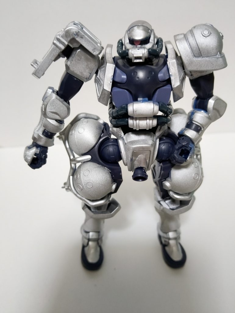 作品名：初ＧＱw<p>どうせ改造しちゃうので〜 ちょー手抜き塗装w ランナーままアルミシルバー吹きかけパチ組み 組み立て後の修整もしてませんww</p>