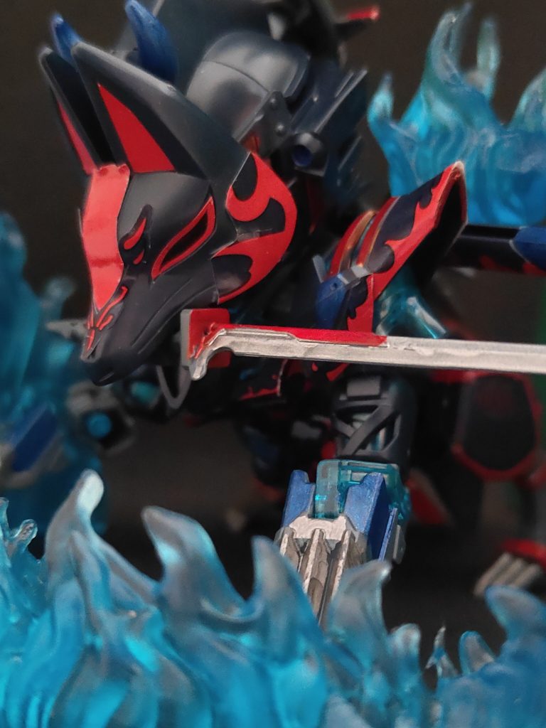 妖狐変形。色々な遊びができるのは楽しい