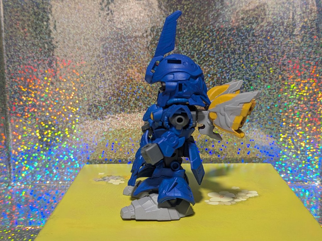 上半身をごつく盛りたかったのですが，ずっしりとした下半身になってしまいました。