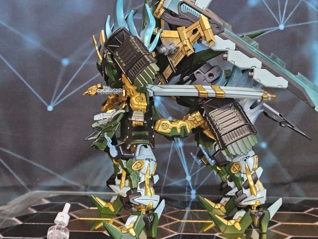 横から。連携部分がちと味気無い感じ