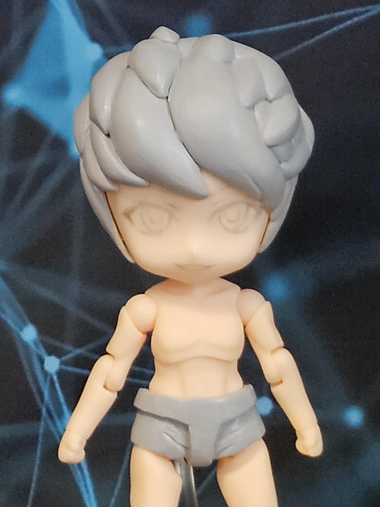 今回は無地のねんどろいどフェイスを使用してます。消しゴムに文字を書く感覚なのでシャーペンではなくHBの鉛筆で下書き。