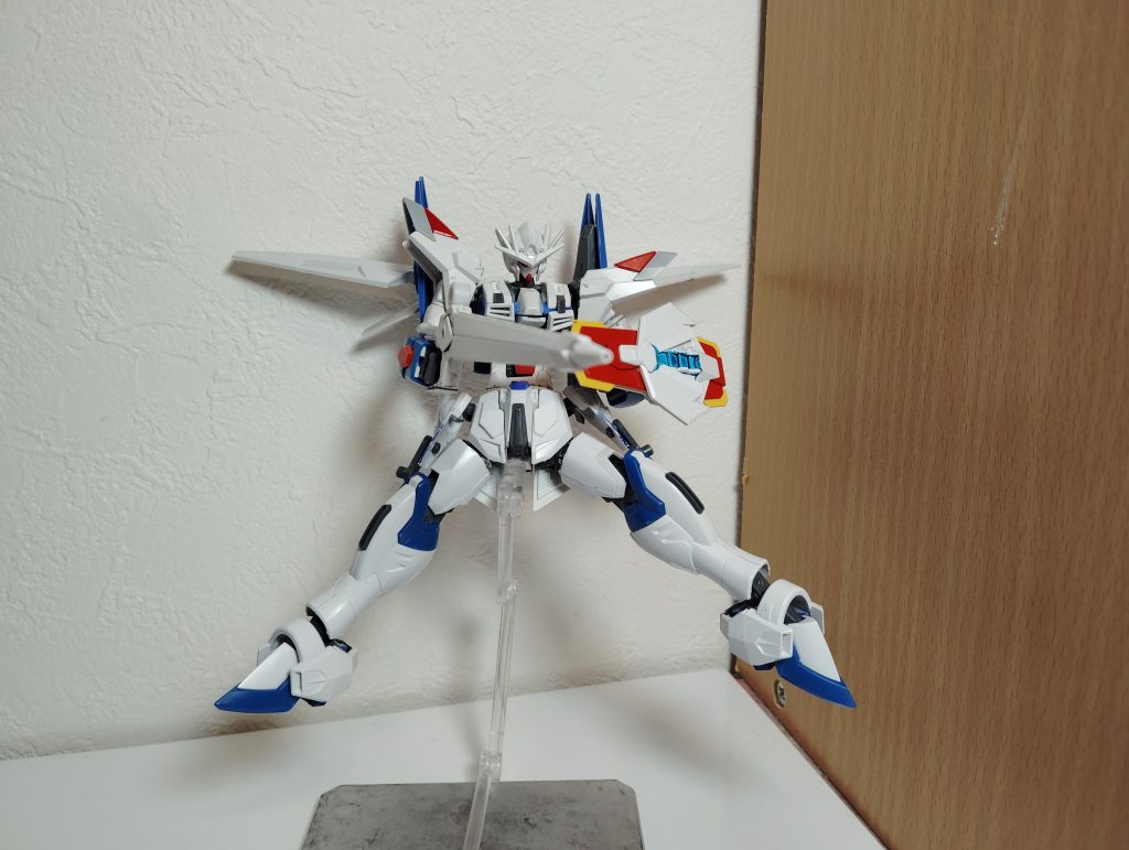 高機動ユニット装備コア・ファイターの側面のハードポイントに装備可能なユニットで展開することによって音速以上の速度を誇る