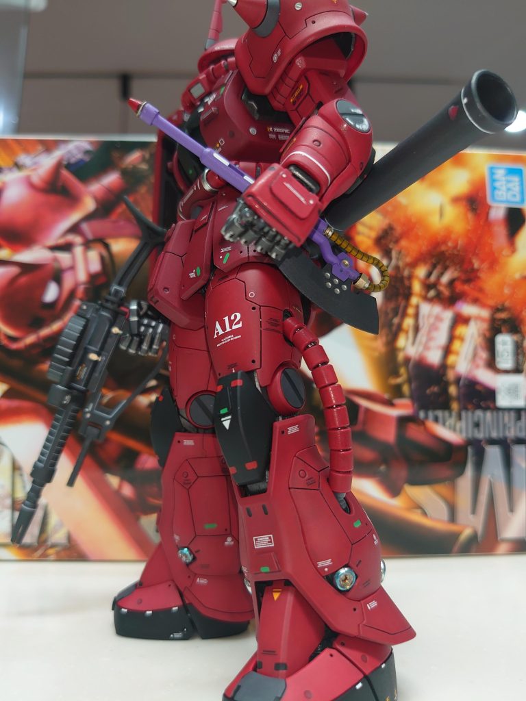 MG 1/100 MS-06S シャア専用ザク Ver.2.0–3枚目/制作者：yuuchann