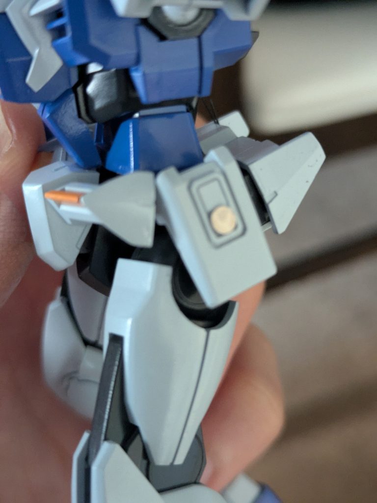 ネオジム磁石も初めて使ってみたり。パーツが重いと安定は難しいですね💦