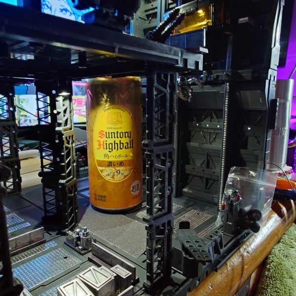 まだLED追加するので、配線は後回し。照明の笠　作ってみたりして色々悩んだけど、イヤホンのゴムが一番しっくりきた_(:3」∠)_（5枚目）