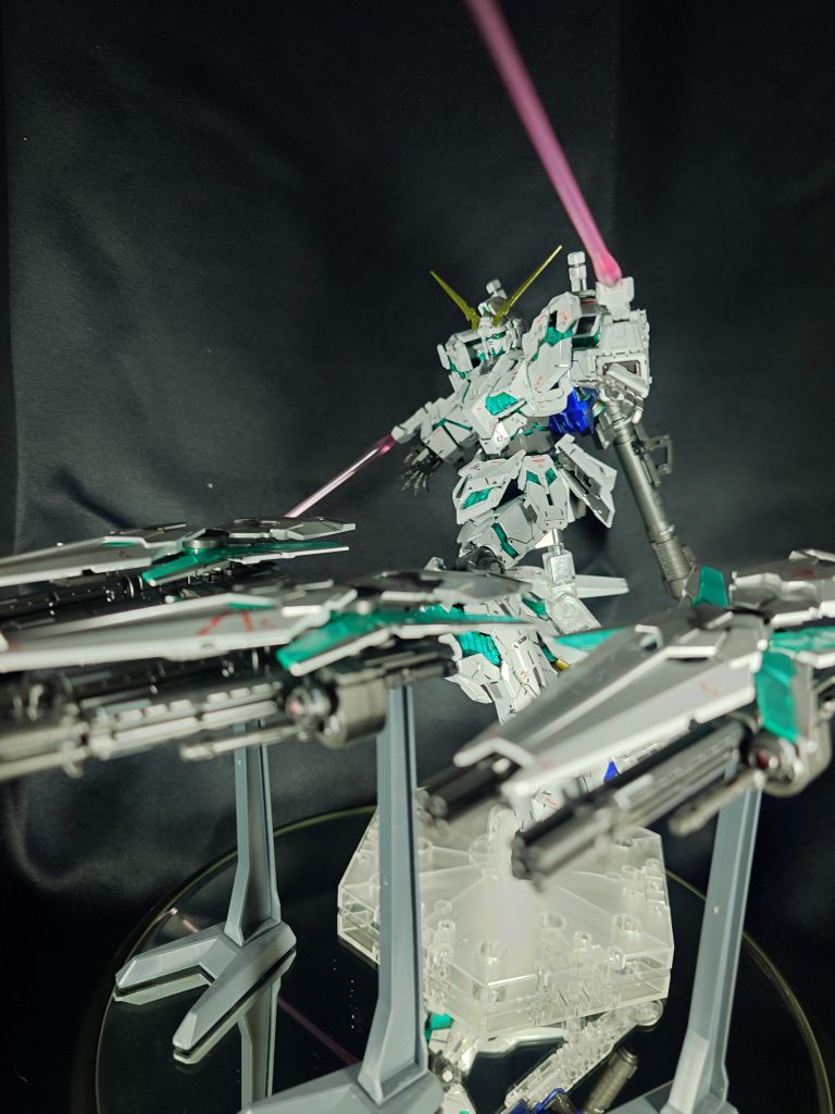 RG 1/144 ガンダムベース限定 RX-0 ユニコーンガンダム (最終決戦仕様) [スペシャルコーティング]–4枚目/制作者：asta