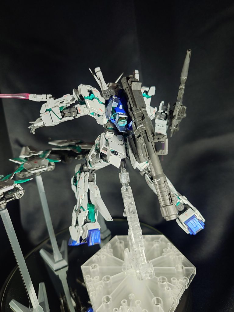 RG 1/144 ガンダムベース限定 RX-0 ユニコーンガンダム (最終決戦仕様) [スペシャルコーティング]–5枚目/制作者：asta