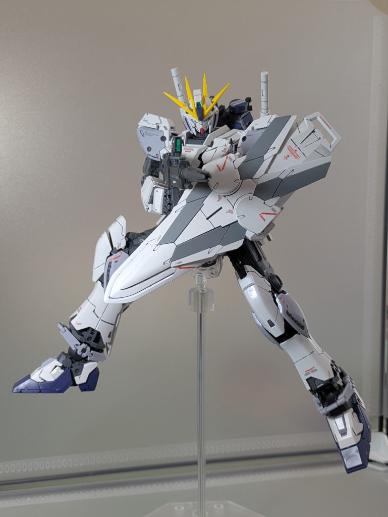 NT-Dモードのサイコフレームを表現することも可能ですが、個人的に通常バージョンがシンプルでいい味出てるため、余計な事はしていません。