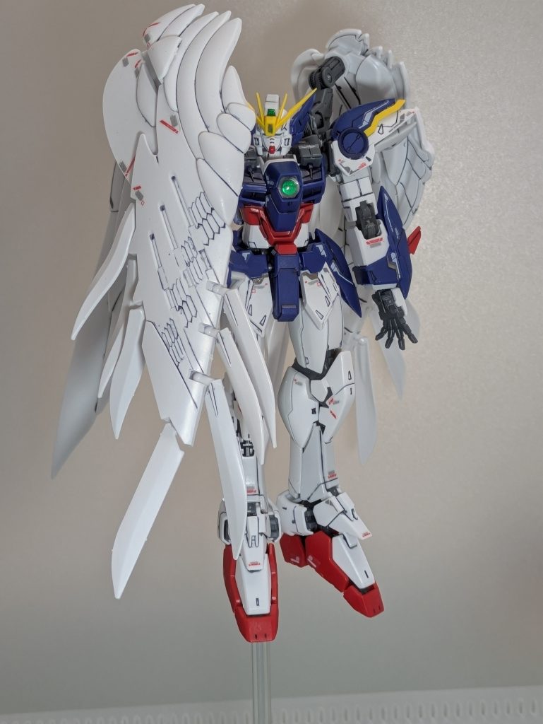 ネットで見つけてからずっと作りたかったキッドでした。夫婦共々羽ばたく姿が美しいと絶賛しているため、RGの他にMG ver.kaとPGのキッドも購入済です。機会見て作って比較しようかな。