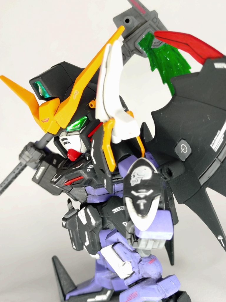 ワンポイントで左アームに死神っぽくドクロデカール入れてみました。