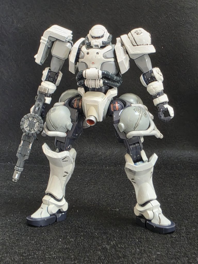 第一印象から白にすると決めていたのでそれならば辻褄合わせに寒冷地仕様ということでいいかなって…