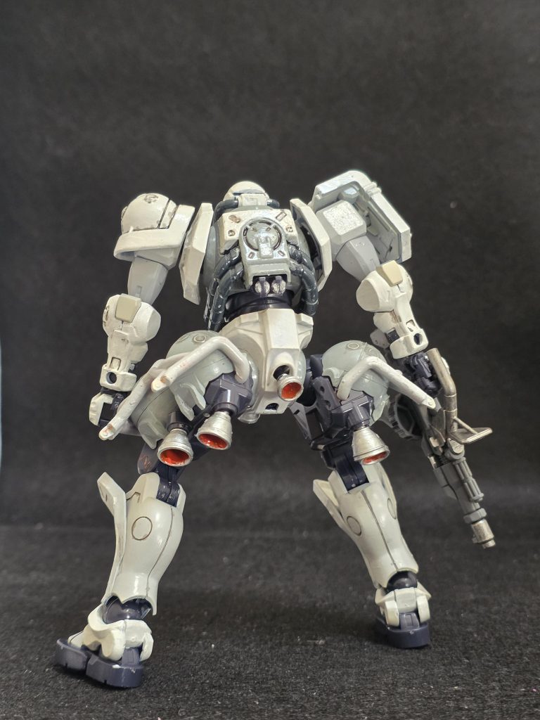 後ろ姿もなんか味があっていい😊