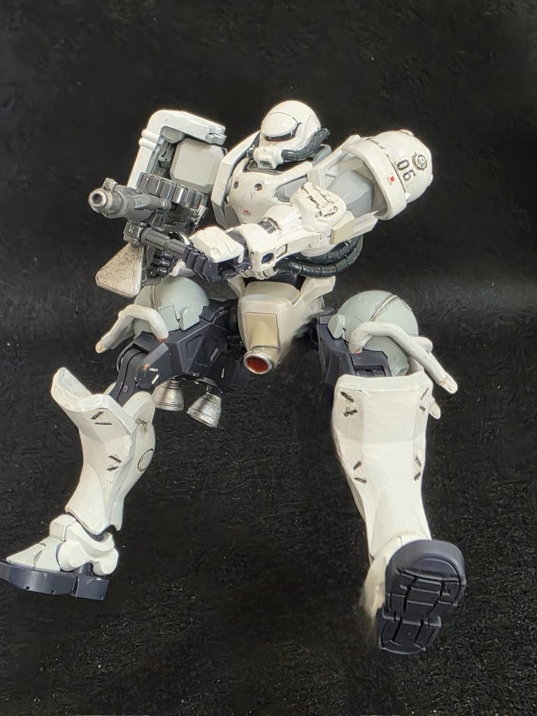 軍警ザク 寒冷地仕様–5枚目/制作者：んごご