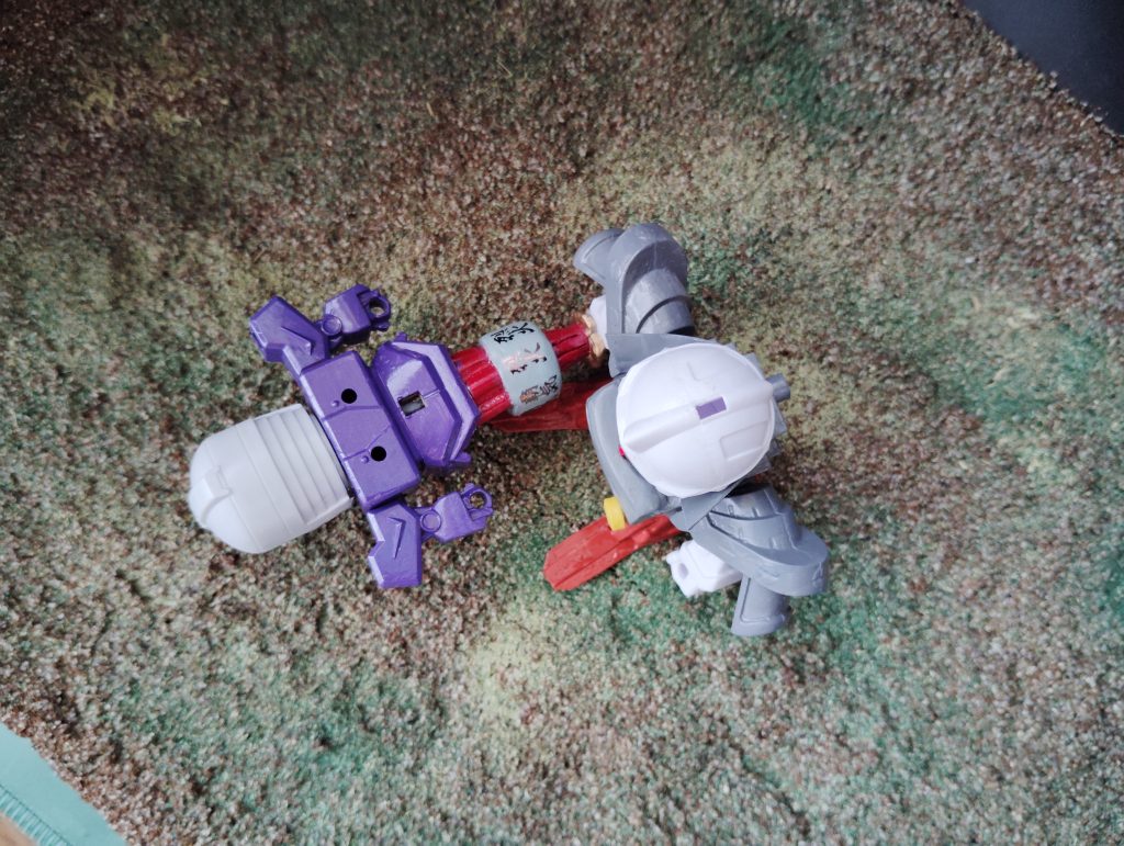 こうやって観るとランプの精だこりゃ