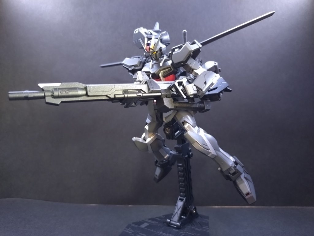 ランチャーパックの火力と機動性向上をコンセプトに、ガンバレルで敵の足を止めて狙撃が狙いとなります。