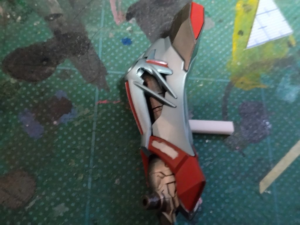 ところどころ違うシルバー使って差別化