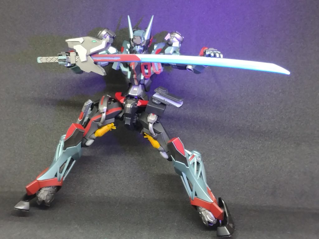 武装GソードベガDソードベガをマイストのフツノミタマベースで再現。狼の顎はフルスクラッチ。しっかり開閉可能。UVライトで発光。チェーンもつけたかったですが納刀時の干渉、重くなるなどで断念