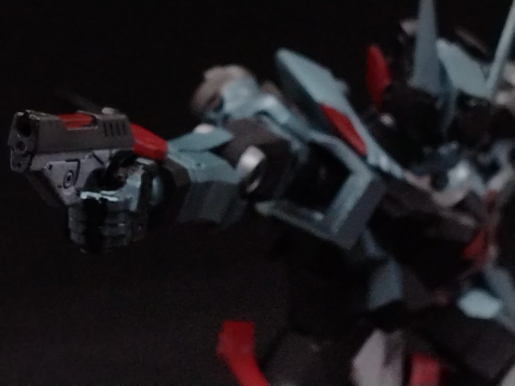 ハンドガン変身前に使用してたのでそれっぽいのを買ってたMSGから発掘。カラーリングはそれを参考に塗装