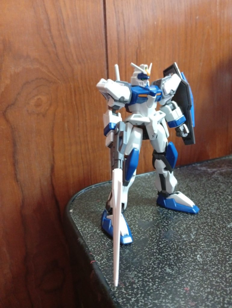 武装はOガンダムのハンドガンとダブルオーダイバーのソード刀身。