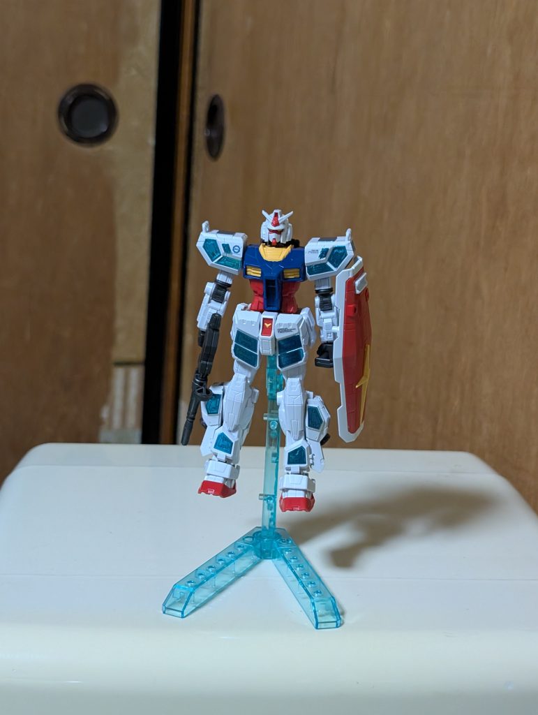 EG 万博ガンダム–2枚目/制作者：アトラ