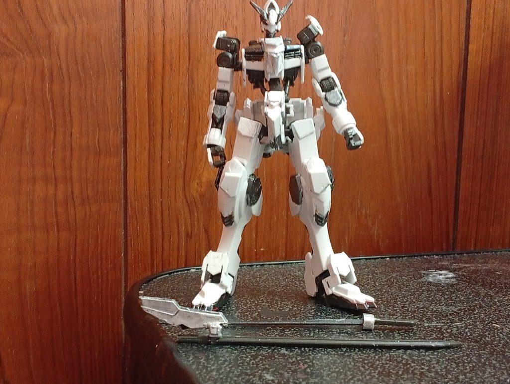 ガンダムバルバトス–3枚目/制作者：Abraham.