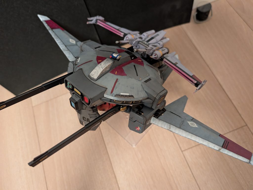 上から見るとちょっと強そうに見えます。