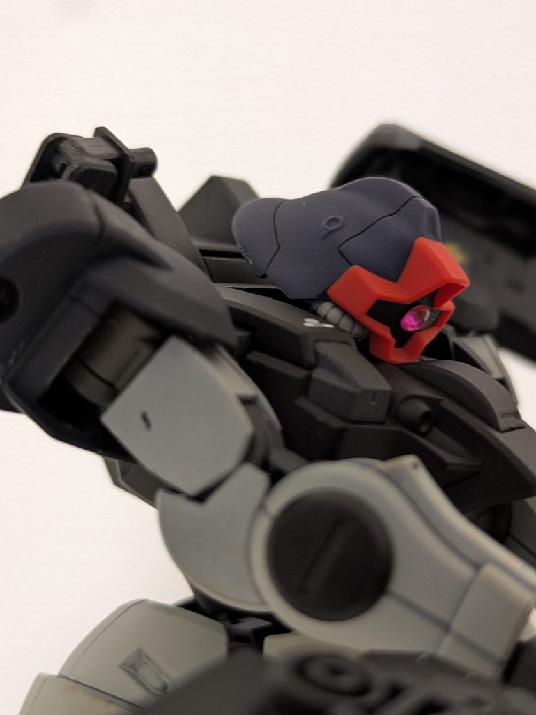 グロウスバイルと言えばこのポーズですよ…!トローペンのままではできないポーズです