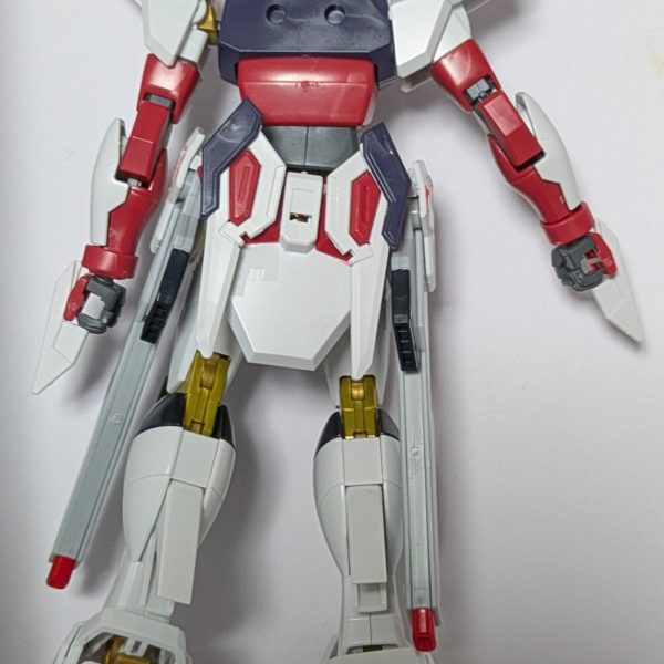 久しぶりです！今回は制作途中ですがつく作っているものはマイフリとイモジャを合わせてイージスガンダムみたいに作っています（2枚目）
